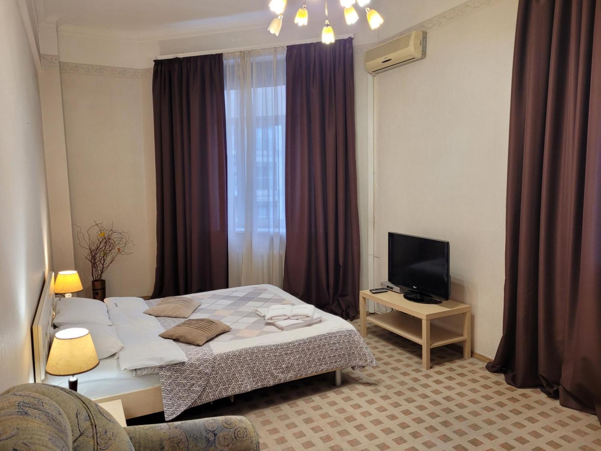 Home Hotel Apartments On Khreshchatyk Area Киев Экстерьер фото