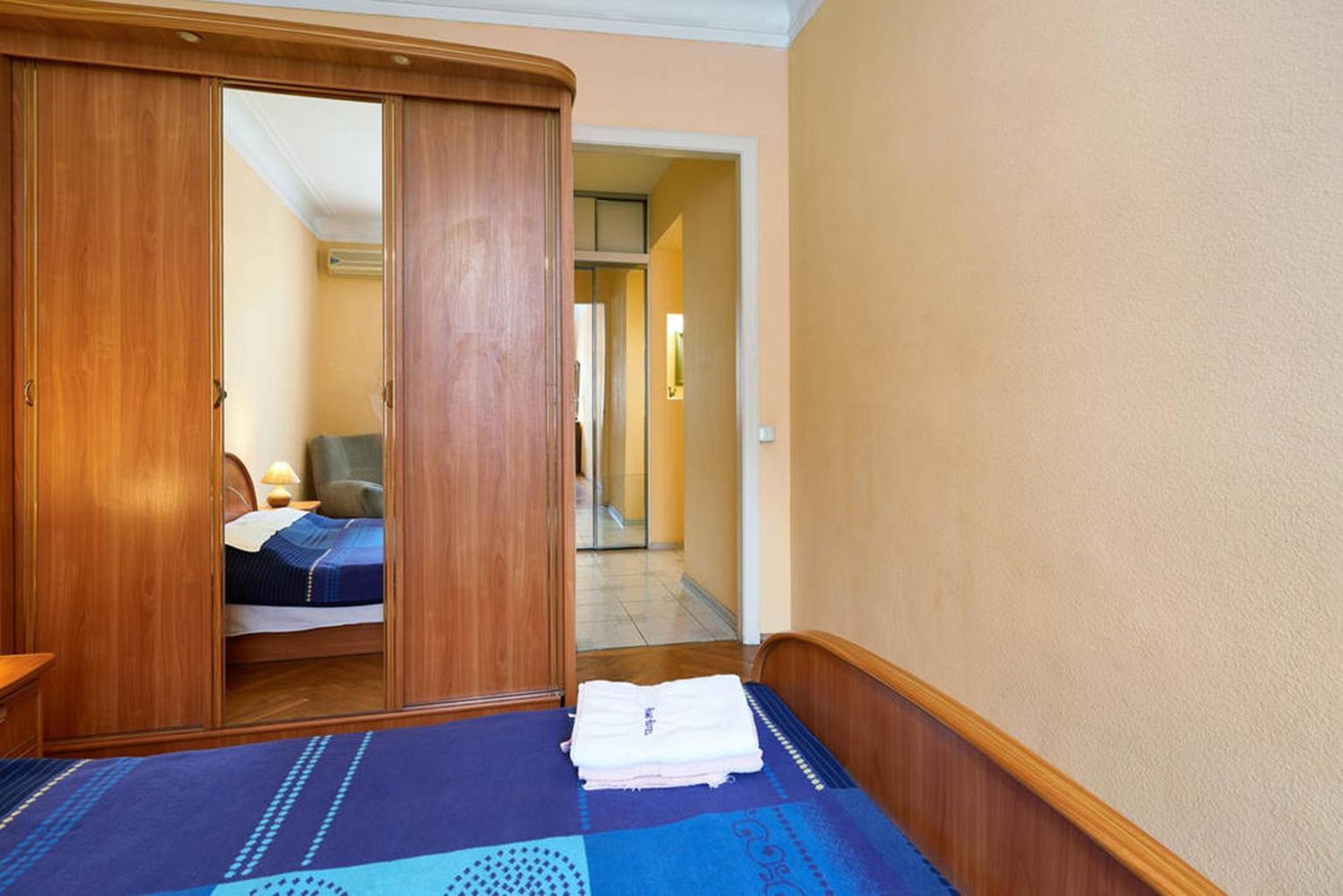 Home Hotel Apartments On Khreshchatyk Area Киев Экстерьер фото