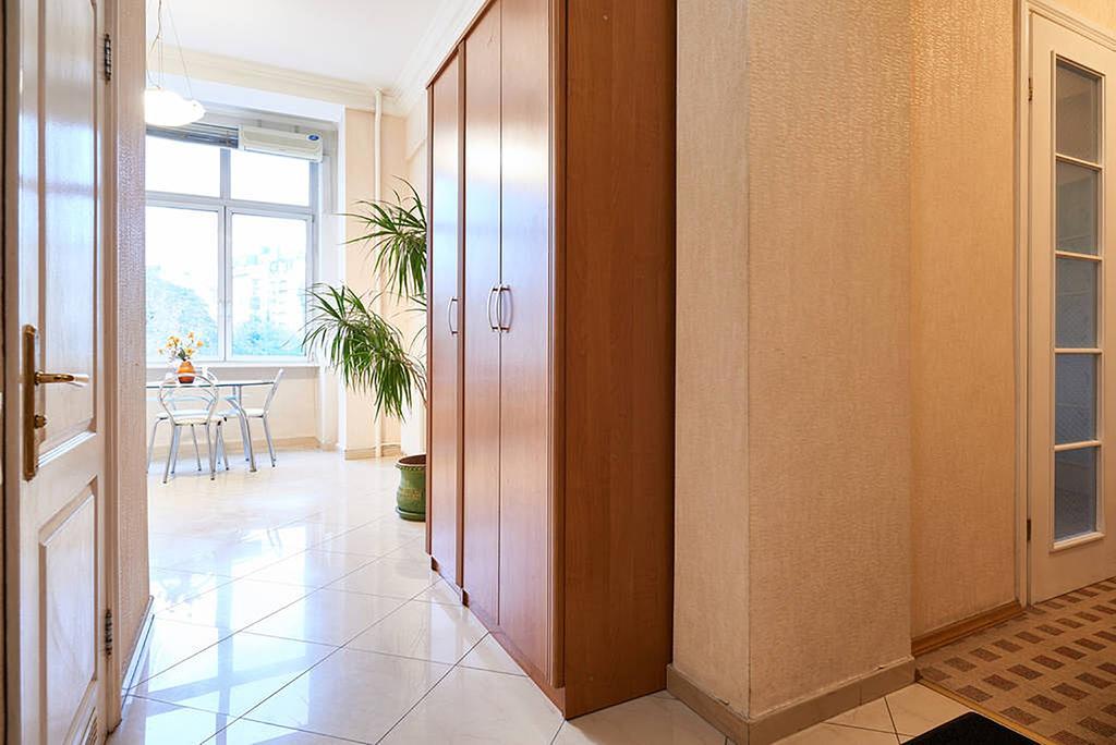 Home Hotel Apartments On Khreshchatyk Area Киев Экстерьер фото