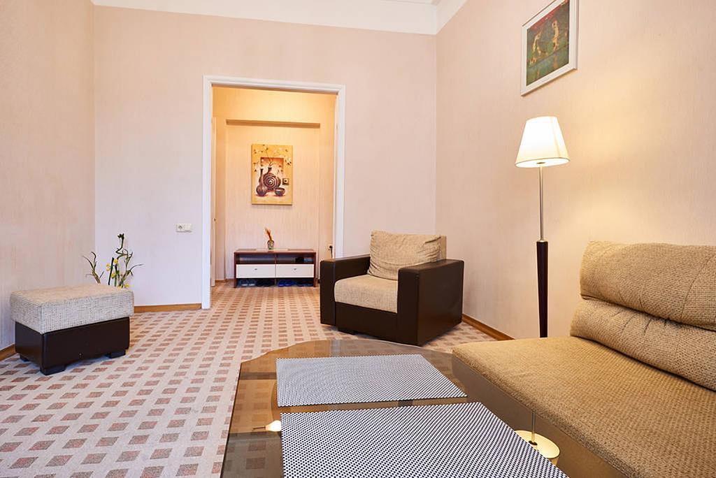 Home Hotel Apartments On Khreshchatyk Area Киев Экстерьер фото